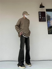 黑色
