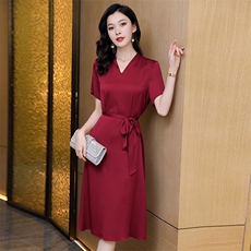 真丝连衣裙中长款2026夏季新款时尚短袖收腰重磅真丝裙子小个子，女装连衣裙，阿舍尔精品