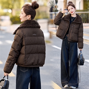 2025年冬季大翻领90白鸭绒羽绒服图片