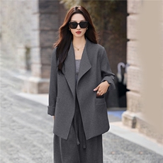 现货手工缝制冬季保暖新款时尚舒适西装领系带双面呢一手长外套，女装毛呢外套，卡杰菲