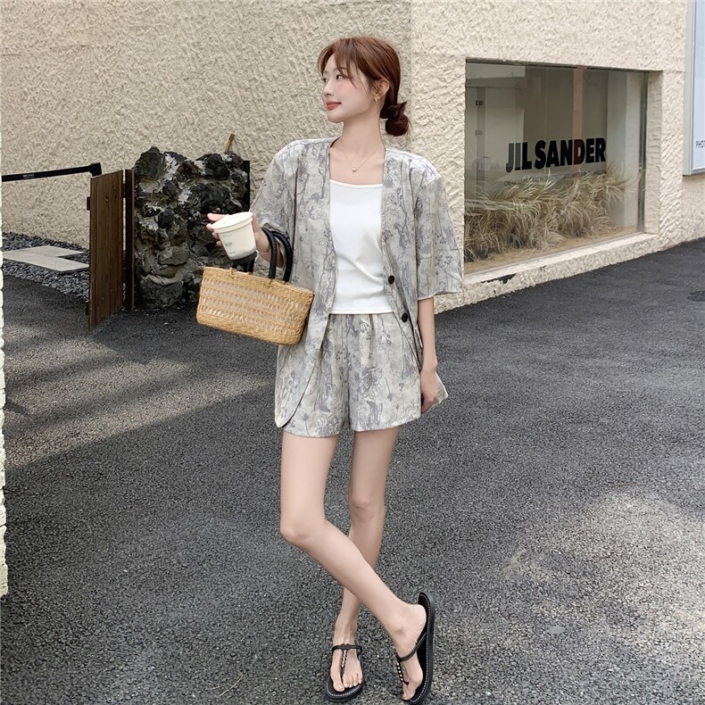 印花小香风西装套装2025新款女夏季韩版又酷又飒气质穿搭两件套,女装套装/套裙,2C090