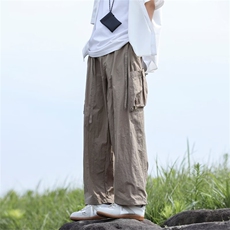 卡其色