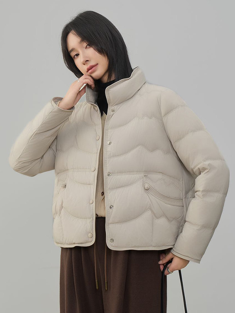 现货2025年冬季新款90白鸭绒盘扣轻薄短款羽绒服女,女装羽绒服,阳光伊恋
