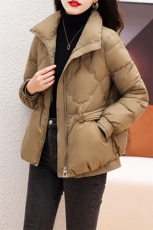 现货短款轻薄羽绒服女22冬新款韩版时尚洋气立领欧货白鸭绒外套，女装羽绒服，仟媚宠