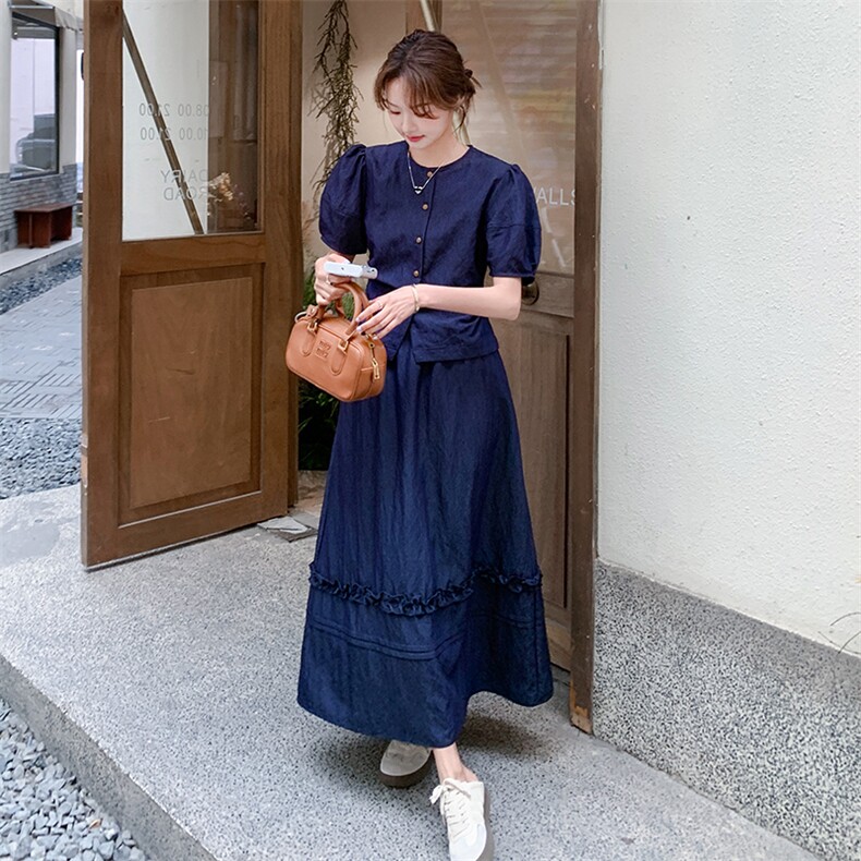 设计感蓝色上衣套装裙女2025春秋季新款宽松休闲衬衣半身裙两件套,女装套装/套裙,浙宝220A