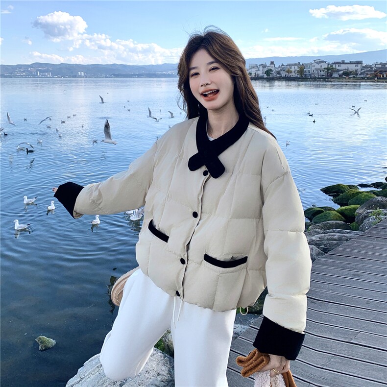 韩版撞色拼接羽绒服女短款冬季新款宽松显瘦面包服白鸭绒保暖外套图片