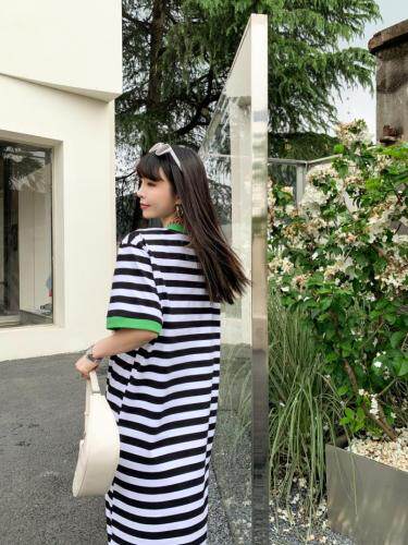 条纹T裙拼接亮色，女装，Queena PHoebe