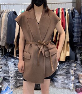 2021秋冬新款欧洲站坎肩腰带西装领宽松无袖羊毛马甲,女装西装,L·H·X