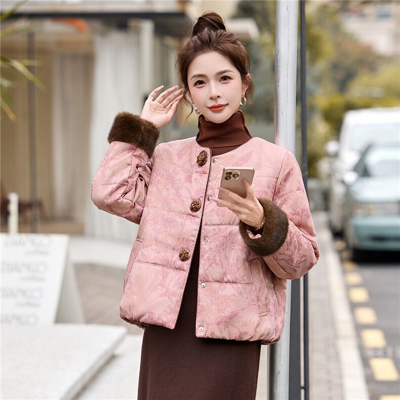 提花棉服外套女2025年秋冬新款气质高级绵羊毛填充小个子短款加厚,女装棉衣/棉服,拾衣