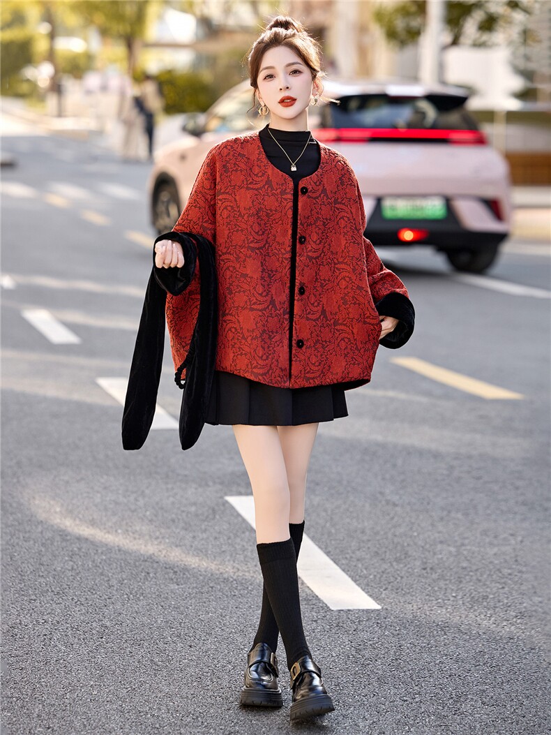 现货。新款时尚流行提花配羽绒围巾羽绒服,女装羽绒服,布芭啦
