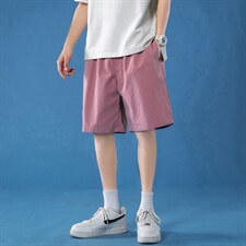 粉红色
