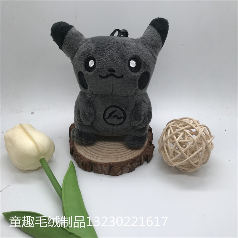 皮卡卡爆款卡通挂件精品毛绒动漫公仔挂件，山东三丰挂件网供