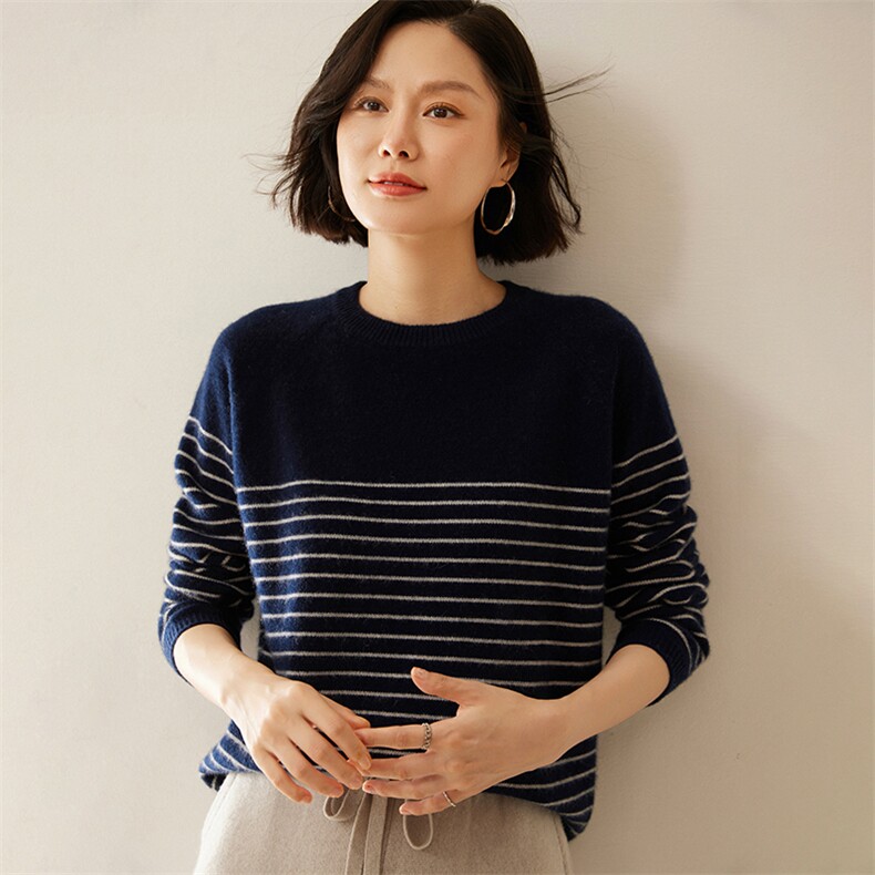 2024年秋冬季圆领宽松条纹羊绒衫35%羊绒，女装羊绒衫，绒创羊绒