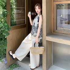 独特别致刺绣撞色天丝无袖马甲阔腿裤套装两件套女夏季韩系御姐风，女装套装/套裙，2C159