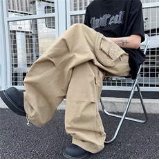 卡其色