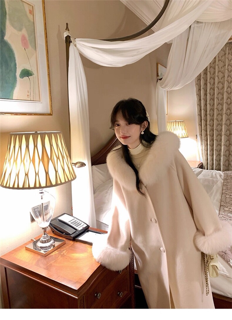 原价459.99!冬上新!【依嘟】连帽狐狸毛高级感大翻领厚,女装双面呢大衣,依嘟服饰