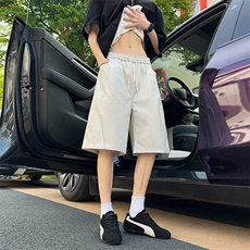 米白色