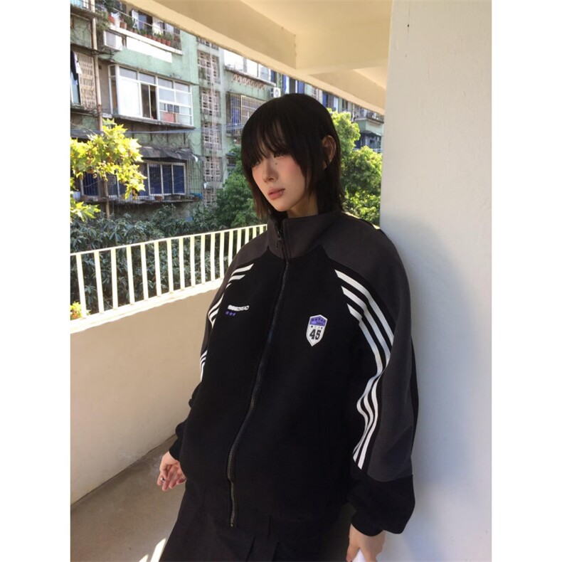 新款原宿简约原版370克拼接插肩袖立领卫衣日系时尚潮流文艺慵懒图片