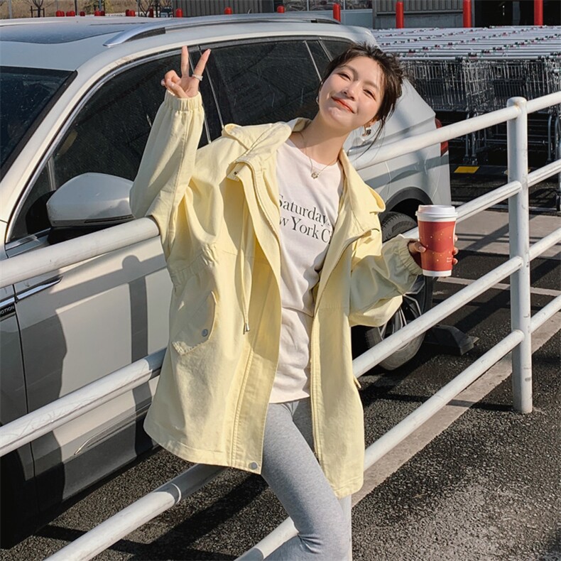 奶油黄色工装风衣外套女春秋季宽松大码流行高级感小个子减龄大衣,女装风衣,靓星雨