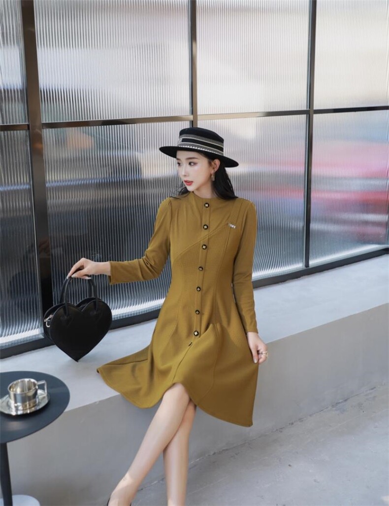 2022秋装连衣裙，女装连衣裙，贻思茗