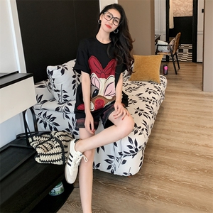 美式潮牌休闲时尚套装女夏季新款圆领短袖卡通上衣宽松短裤两件套图片