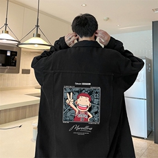 黑色