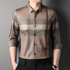卡其色