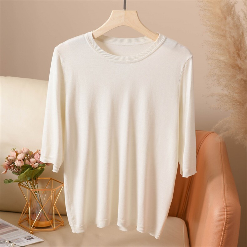 2025年秋季不连帽修身型圆领纯色短袖时尚百搭，女装T恤，贵皇羊绒四店