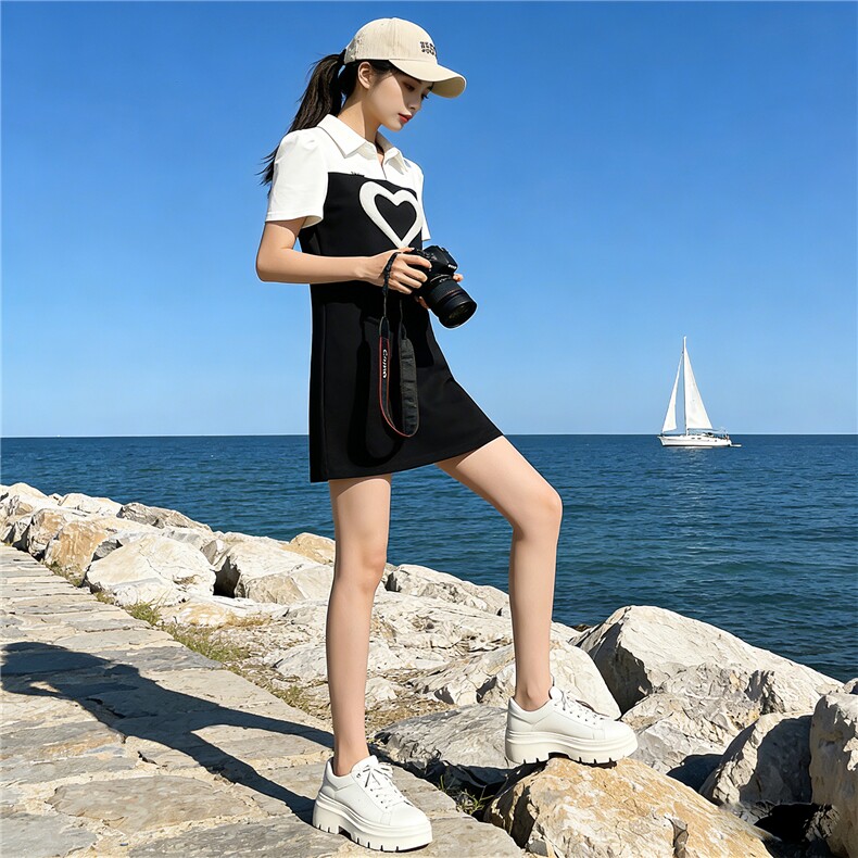 欧货女夏新款宽松拼接时尚连衣裙爱心拼色休闲运动翻领黑色裙子潮,女装连衣裙,江南