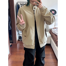 卡其色