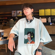 奶绿色