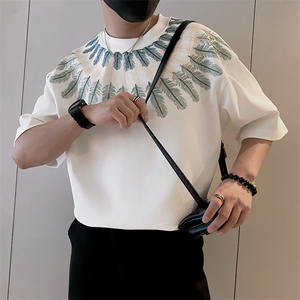 8963/特P68控98 夏季痞帅小伙复古重磅刺绣风短袖T恤男上衣黑首图片