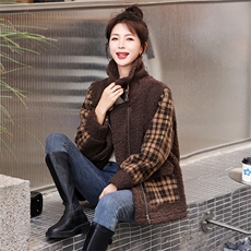 皮毛一体仿羊羔毛呢外套女2025年新款小个子短款加厚羊羔绒大衣外套，女装棉衣/棉服，意芙