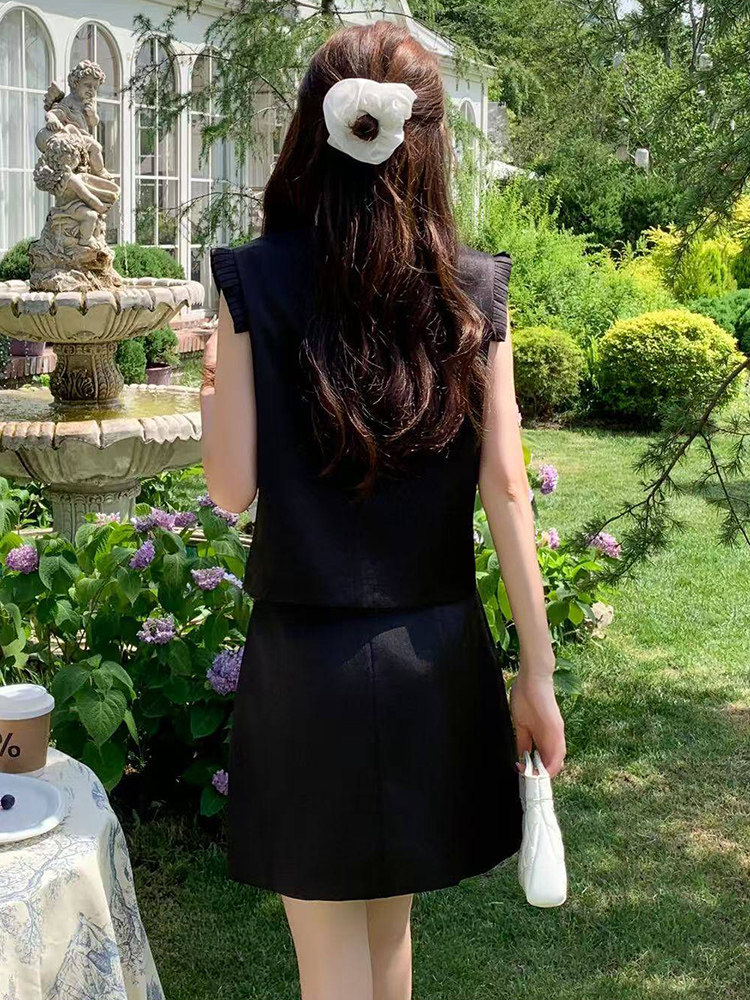 小香风气质立体花朵套装女2026夏新款无袖背心显瘦半身短裙两件套,女装套装/套裙,超帛