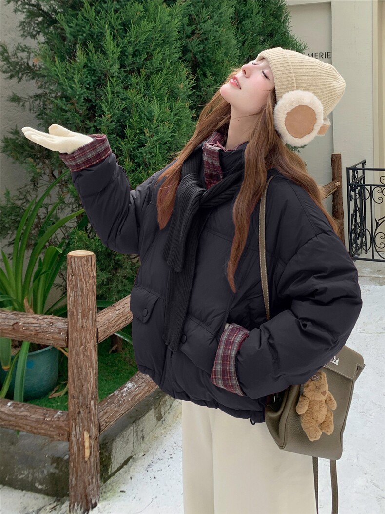 现货新款韩版宽松立领撞色格子袖口羽绒服短款外套面包服,女装羽绒服,网红馆