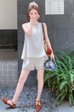 温柔风减龄无袖背心套装女2025夏新款时尚气质显瘦高腰短裤两件套，女装套装/套裙，纯色衣恋