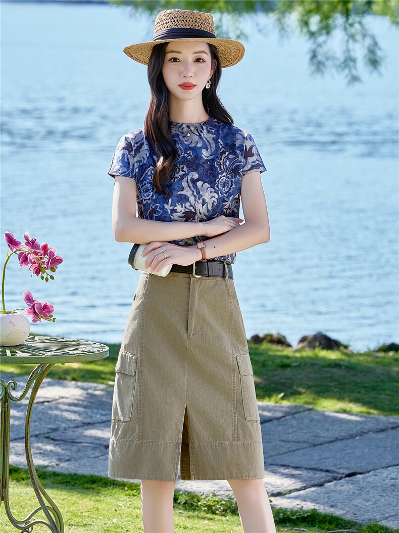 青花瓷印花短袖遮胯显瘦中长裙复古卡其色半裙2026年夏季,女装套装/套裙,米雪儿