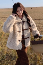 大翻领皮毛一体颗粒外套显瘦保暖时尚女装，女装皮草，天使之佳话