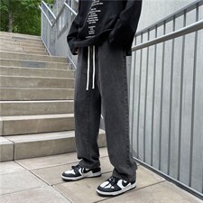 黑灰色
