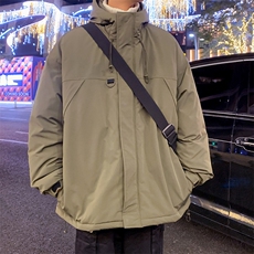 军绿色