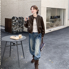 2025年冬季短皮衣加绒棉服RF2C290-6882-P185-K275，女装皮衣，蝶眷