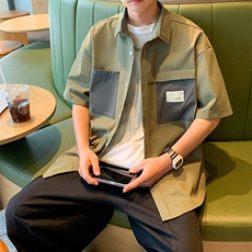 军绿色