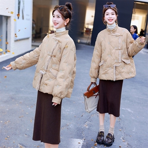 2023冬季新款羽绒服绣花水掉毛拼接白鸭绒外套图片