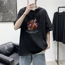 黑色