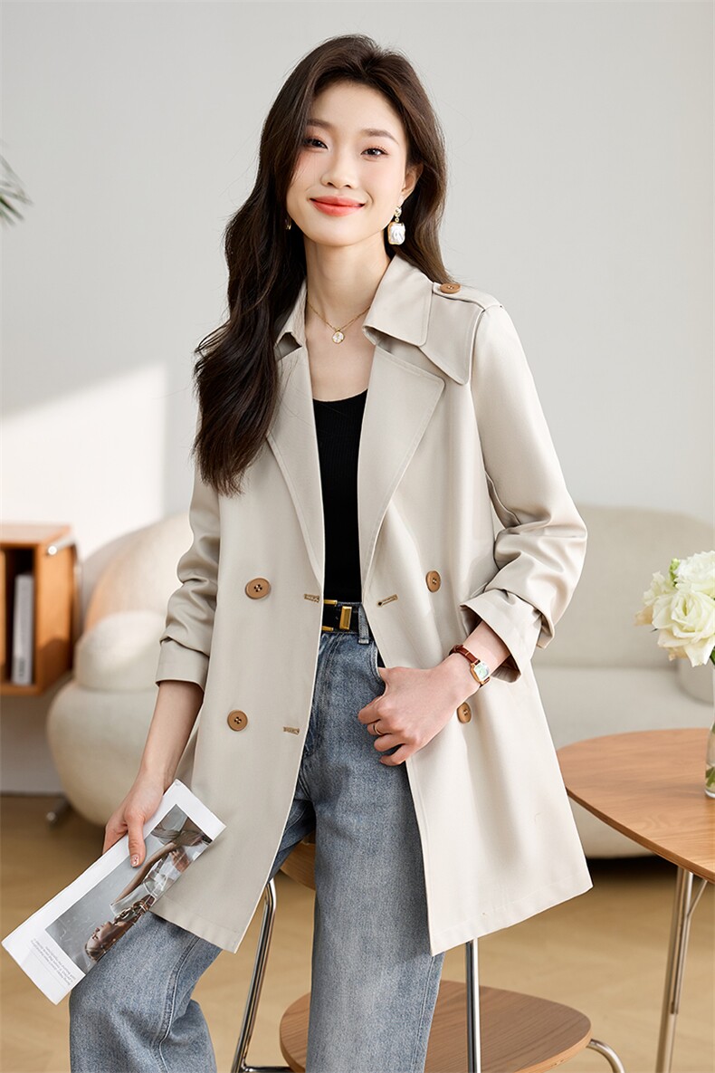 高级感米色风衣外套女2025春季新款时尚中长款双排扣宽松休闲大衣,女装风衣,姿衣坊