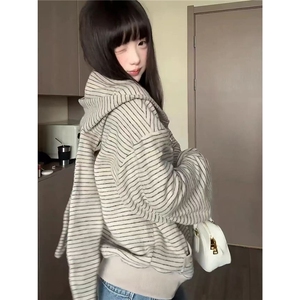 CN1012-P83网图兔耳朵男女条纹开衫外套秋季新款宽松拉链衫上衣图片