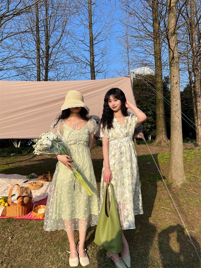 剪花温柔风连衣裙，女装连衣裙，Mu Mu