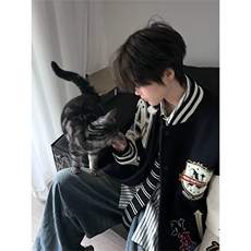 藏青色