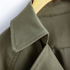 水衣源2795款军绿色短款时尚休闲风衣女，女装风衣，水衣源