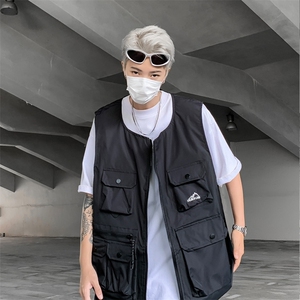 新款日系多口袋工装马甲潮牌美式机能风马甲外套图片